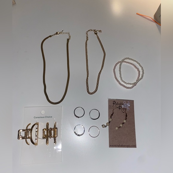 Jewelry Collection - Picture 1 of 9